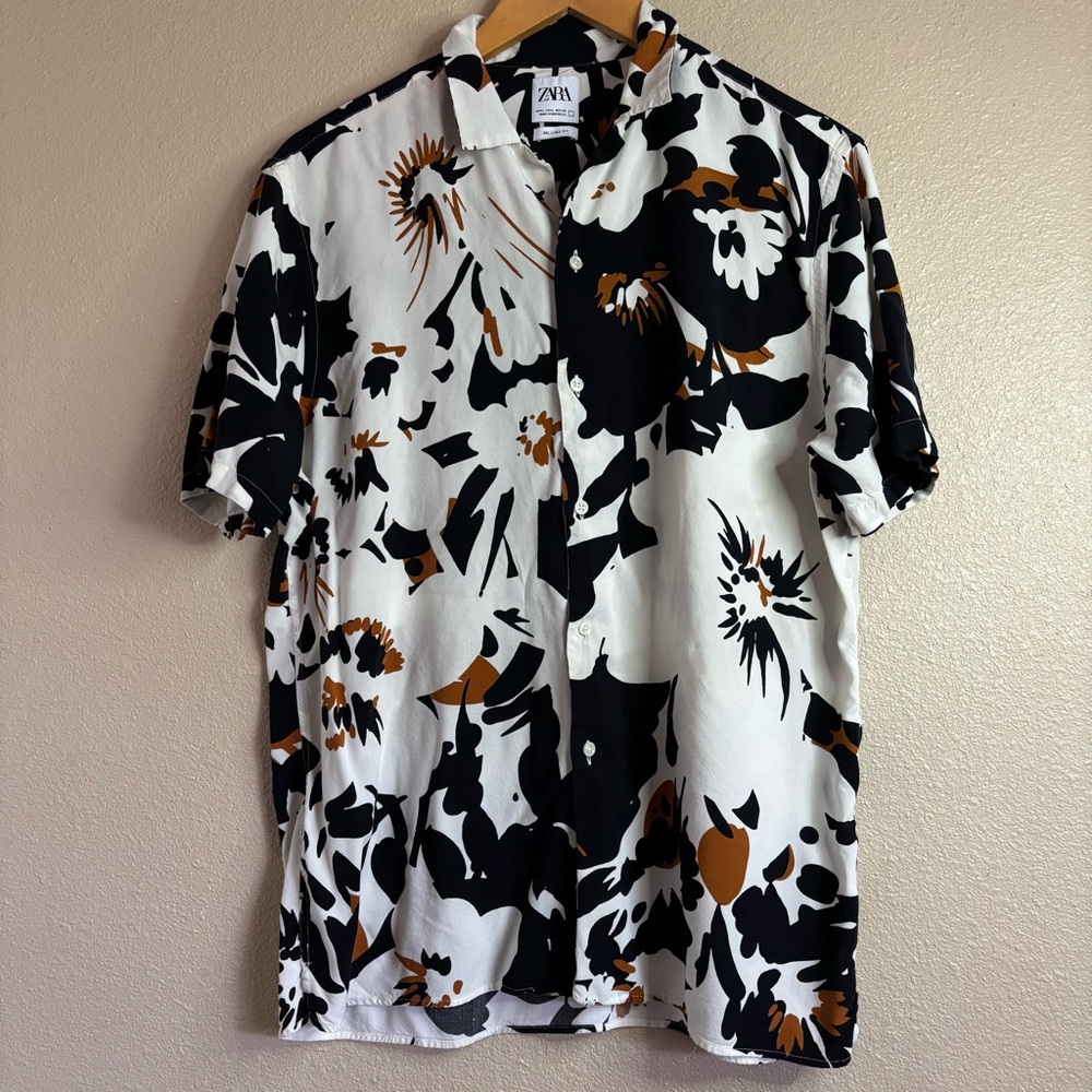 Zara Men's Black Off-White and Brown Floral Button Down Shirt size L Relaxed Fit